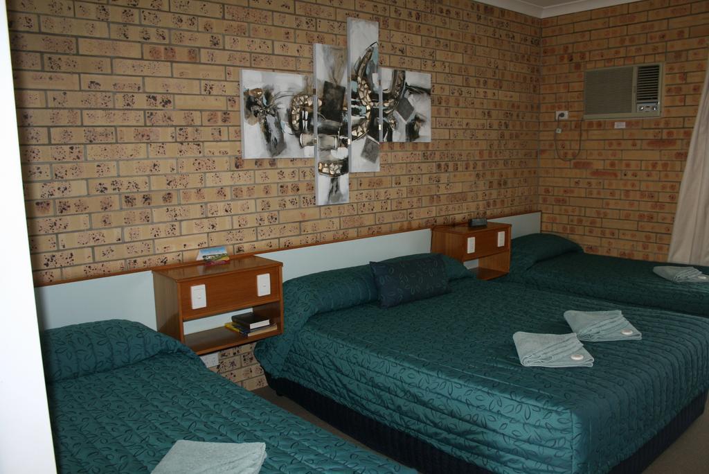 Mulga Country Motor Inn Charleville Quarto foto